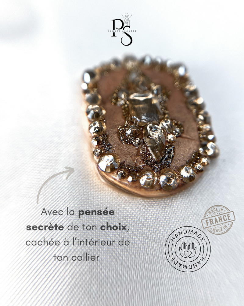 Pensée secrète Collier